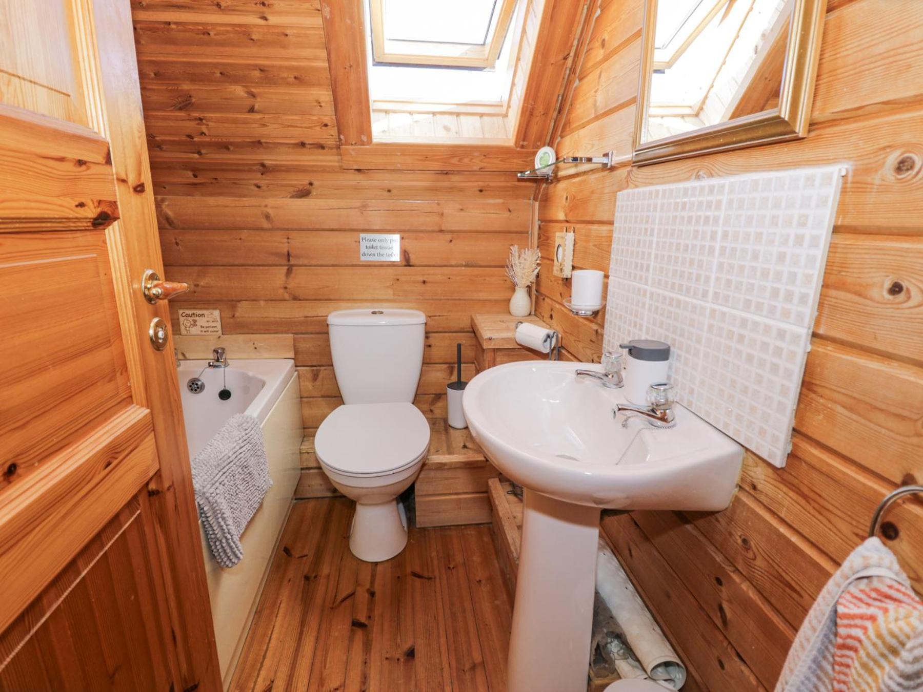 Sun View Lodge スランベドル エクステリア 写真