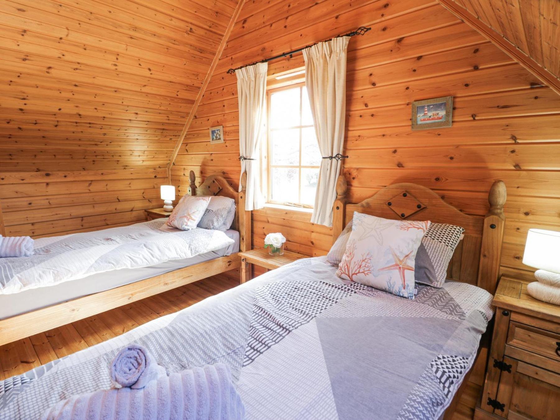 Sun View Lodge スランベドル エクステリア 写真