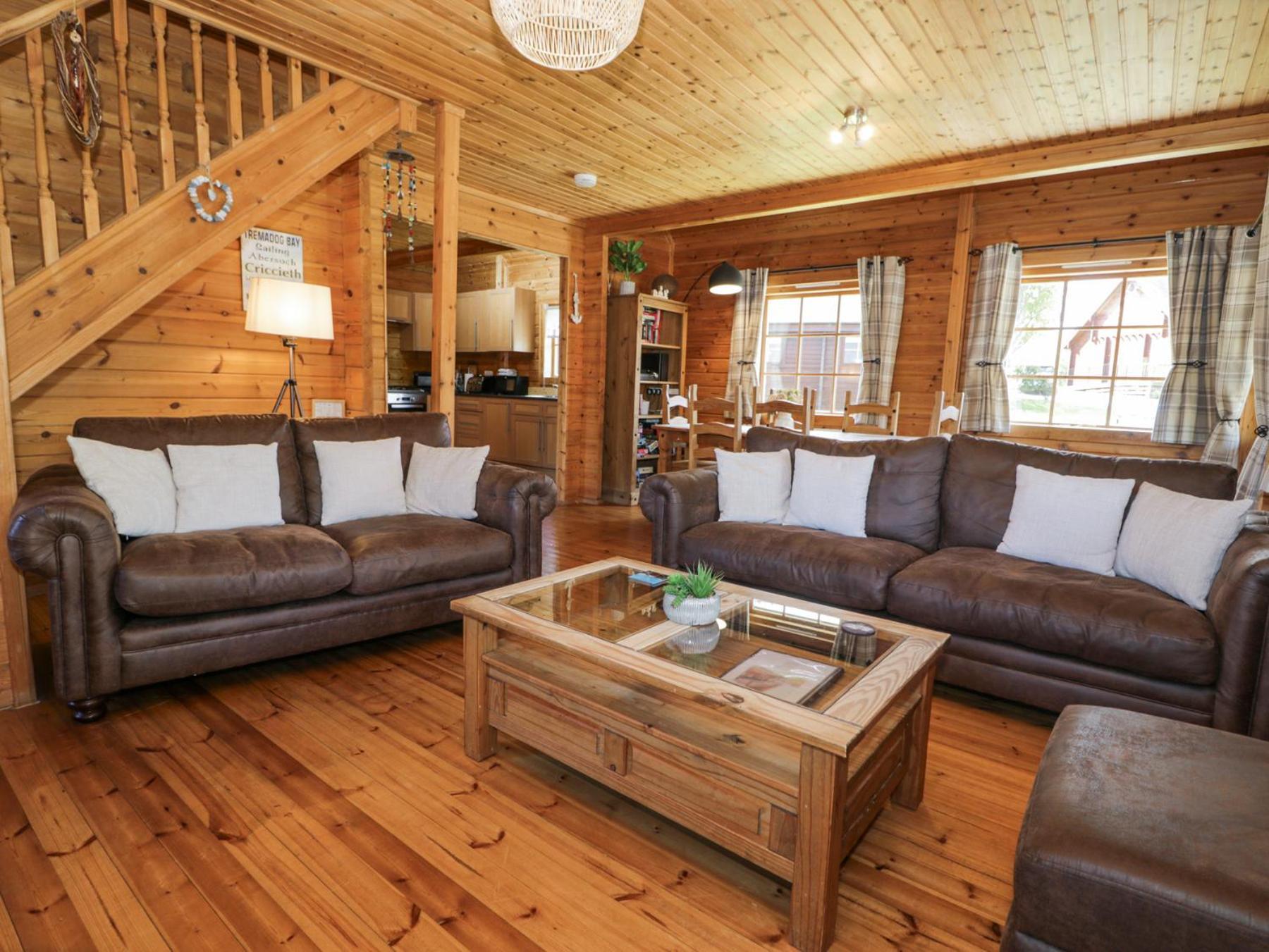 Sun View Lodge スランベドル エクステリア 写真