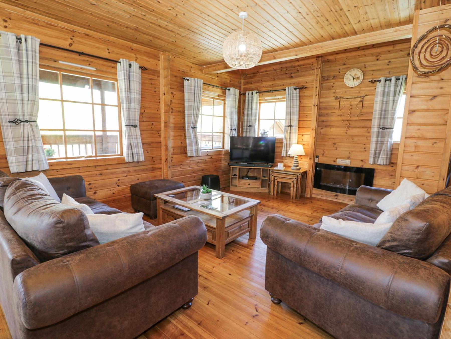 Sun View Lodge スランベドル エクステリア 写真